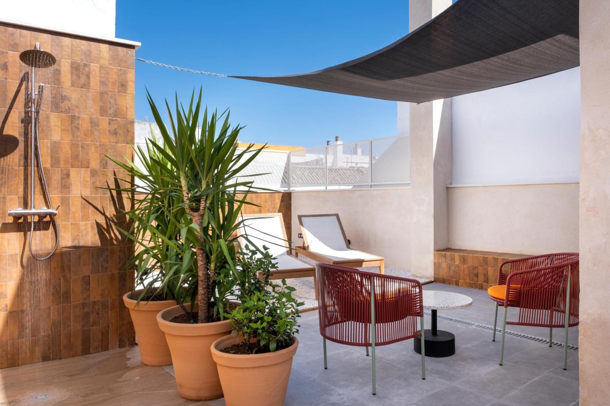 Rincones De Lola - Castilla 91 - Shared Jacuzzi - Seville — Photos 3